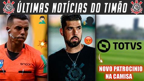 Patroc Nio Tim O Jogou Nova Marca Na Camisa Arbitragem