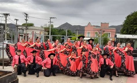 Saber Mas Santa Fe Sarmiento el grupo de Danzas Folclóricas