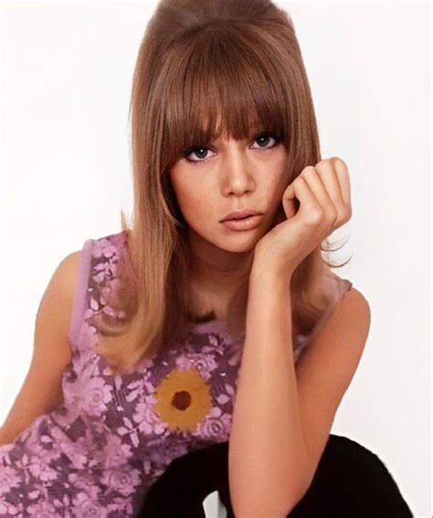 Pin By 🎧🩰🦢🕯 On Hollywood 1969 Pattie Boyd 60s Model Model