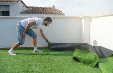 How To Install Artificial Turf Effectively Easy Diy Guide