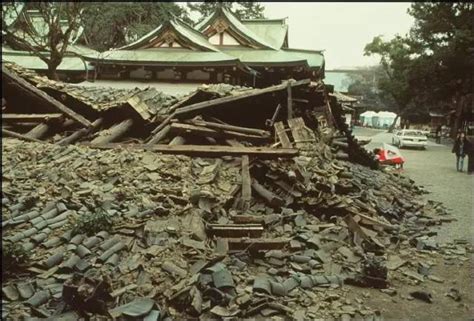 1995年日本阪神大地震 损失惨重地震新浪新闻