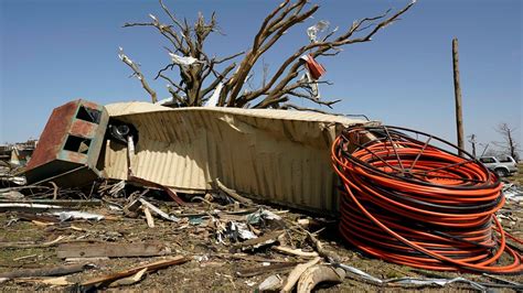 Us Tornado Photos Show How Deadly Storm Has Reduced Buildings To
