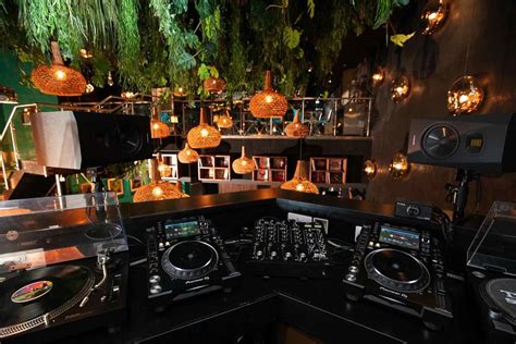 Mamasan Scotlands First Listening Bar With Live Djs In Glasgow