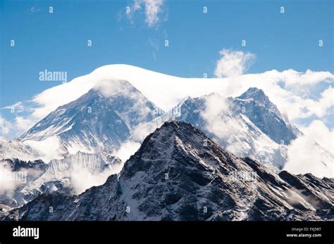 Mount Everest In The Clouds Nepal Stock Photo Alamy