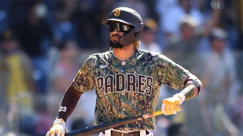 Padres Fernando Tatis Jr Day To Day With Oblique Tightness Yardbarker