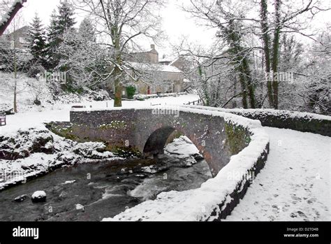 West Burton Yorkshire Dales Stock Photo Alamy