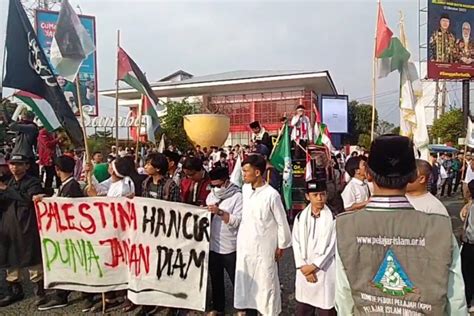 Ratusan Warga Kota Bengkulu Unjuk Rasa Bela Palestina ANTARA News