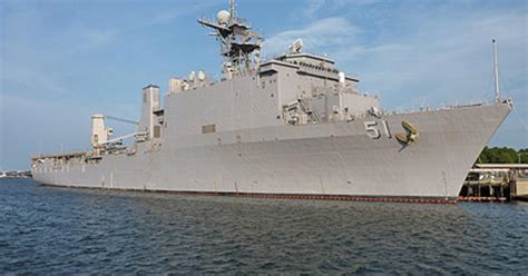 Navy Amphibious Assault Ship Uss Oak Hill Arrives In Boston Cbs Boston