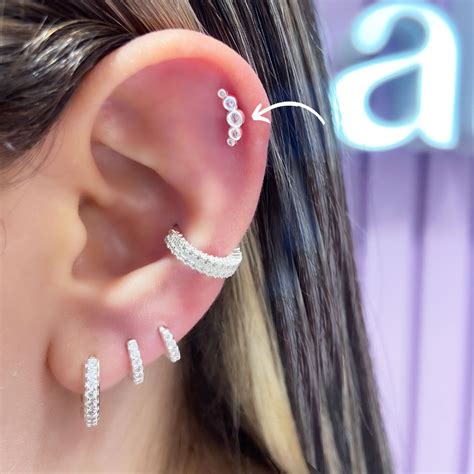 Piercing Helix De Prata Base Reta Curvado Zirc Nias Dibali Joias