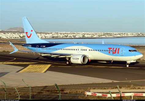 TUI Airways Boeing 737 NG Max G TUMK Photo 60056 Airfleets Aviation