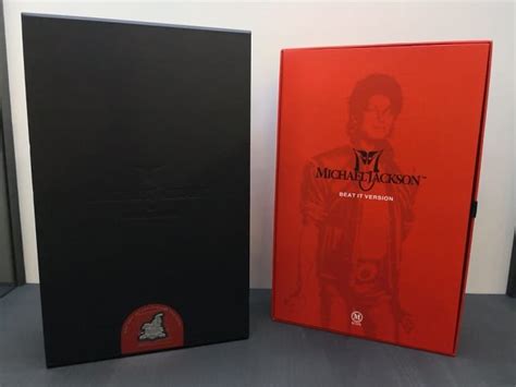 MICHAEL JACKSON BEAT IT VERSION MIS010 1 6 SCALE FIGURE HOT TOYS Cawette Jones