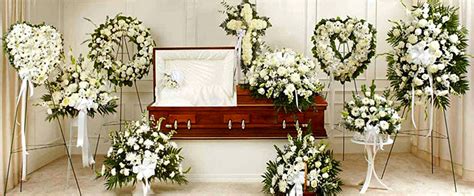 White Sympathy Funeral Flower Arrangements to Toronto & GTA ...