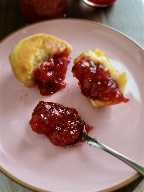 Easy Homemade Strawberry Jam With Pectin My Homemade Roots