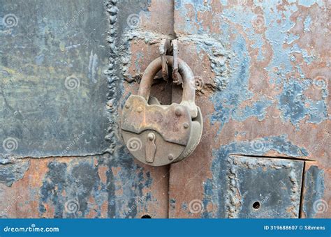 Old Metal Padlock Locking An Iron Gate Stock Image Image Of Vintage