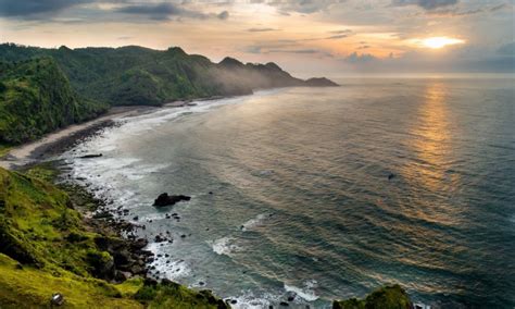 Pantai Menganti Kebumen Daya Tarik Rute Lokasi Tiket Masuk Dan