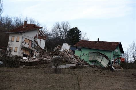 VIDEO Pogledajte užas u Hrvatskoj Kostajnici odron odnio kuće