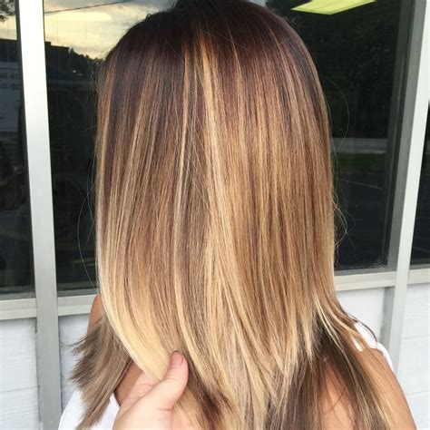 Root Stretch And Balayage Hair Bylyndsey Hair Hairstyle