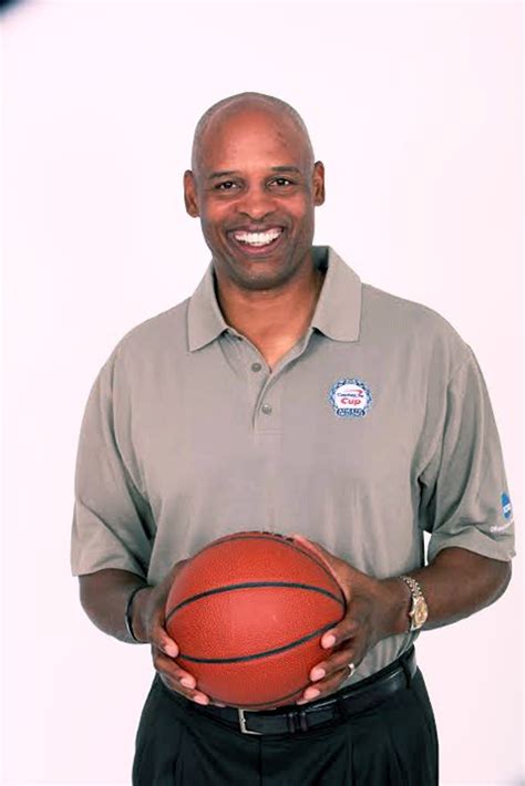 Q&A: CBS college hoops analyst Clark Kellogg talks Arizona basketball – The Daily Wildcat