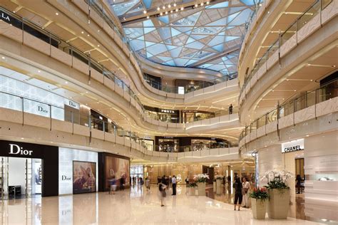 Shanghai Ifc Mall This 85400m² Scheme Is Set In The Heart Of The