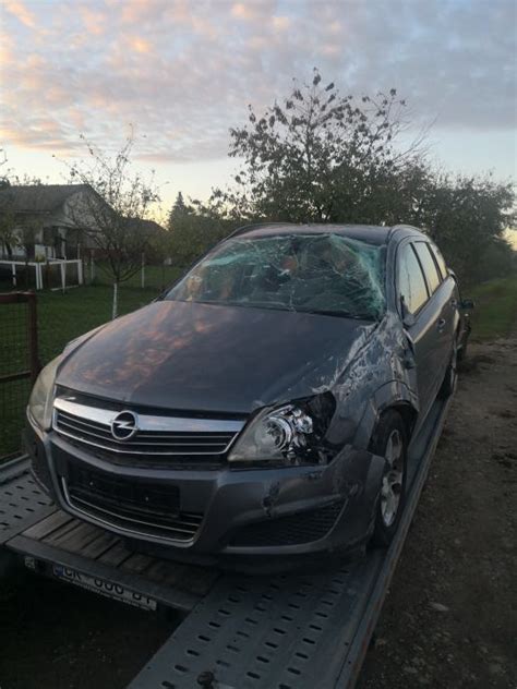 Opel Astra Karavan Caravan Cdti God