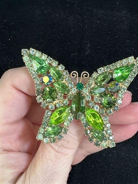 Butterfly Green Rhinestone Glass Juliana Vintage Gold Gem