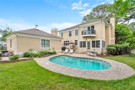 Unique Luxury Br Home In Rehoboth Beach Yacht Country Club Cape