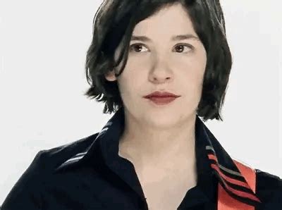 Carrie Brownstein Sleater Kinney GIF - Carrie brownstein Sleater kinney ...