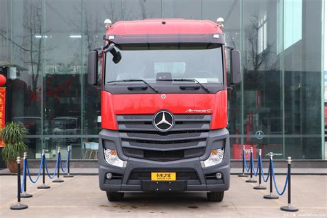 图奔驰 Actros C重卡 尊享版 580马力 6X4 AMT自动挡牵引车 国六 BJ4266Y6DHL 02 实拍图片