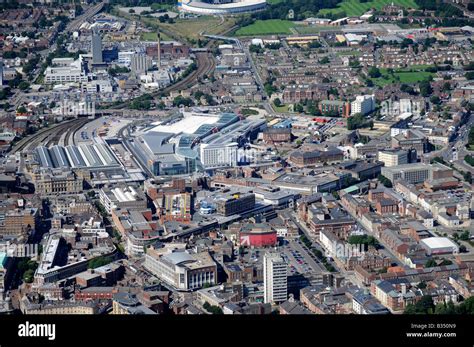 Hull city centre hi-res stock photography and images - Alamy