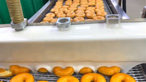 How Krispy Kreme Doughnuts Are Made Youtube