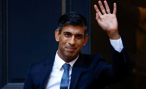 Who Is Rishi Sunak Britains New Prime Minister Kcm