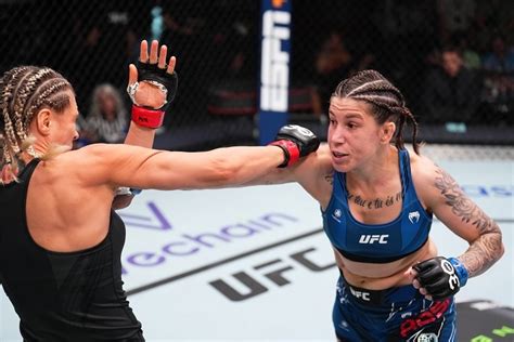 Ufc Vegas 76 Karol Rosa Takes Split Decision Over Yana Santos