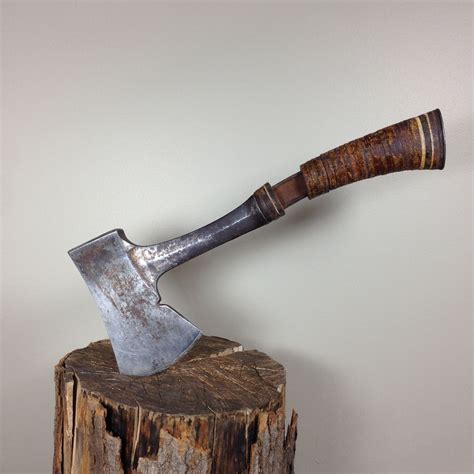 Restoring A 1950 Estwing Hatchet Hatchet Old Tools Restoration