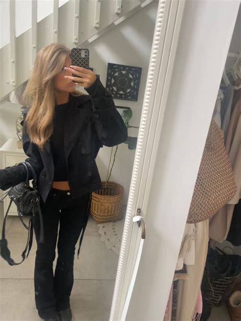 Pin Tillagd Av Jasmin Stougaard P Ootd I Modekl Der Outfit