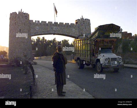 Bab E Khyber High Resolution Stock Photography And Images Alamy