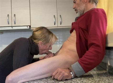 EATING PUSSY AND BLOWJOB IN THE KITCHEN By WILDSPAINCOUPLE Pics