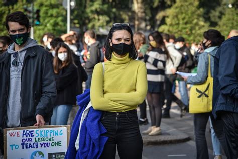 Fridays For Future I Giovani Attivisti Tornano In Piazza La Crisi