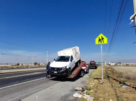 Impacta Y Vuelca Camioneta Repartidora De Pan La Jornada Hidalgo