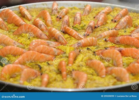 Arroz Del Paella Con Las Gambas Cocinadas Imagen De Archivo Imagen De