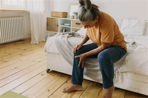 Does Arthritis Hurt More At Night