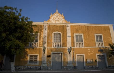 Les Maisons Coloniales Du Mozambique