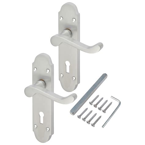 Altro 5 Lever Sashlock 65mm Case 44mm Backset Satin Stainless Ironmongerydirect Same