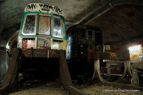 Inside a Subterranean Time Capsule Holding Vintage Paris Metro Trains ...