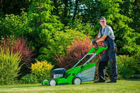 What Temperature Is Too Hot To Mow Grass Explained