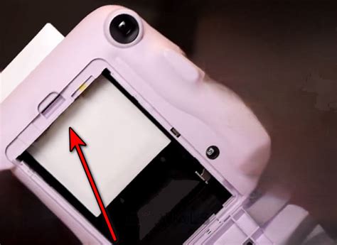 How to Fix a Blinking Orange Light on Your Instax Mini 11 Camera?