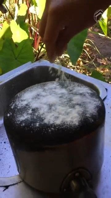 Ele limpou a Panela ENCARDIDA de fundo preto EM ALGUNS SEGUNDOS Você