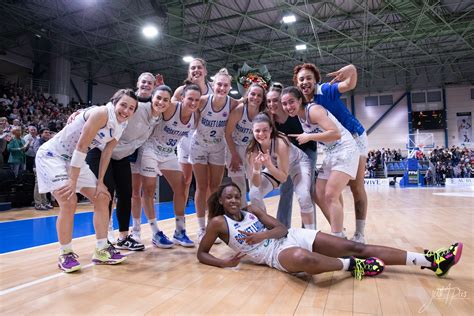 LÉGER AVANTAGE POUR BASKET LANDES FACE À BOURGES Basket Landes