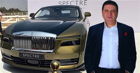 Billionaire Yohan Poonawalla Unveils 8 Crore Rupee Rolls Royce Spectre