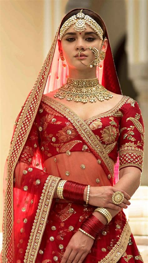 Pin By Kk On Stuff To Buy Indian Bride Outfits Red Bridal Dress