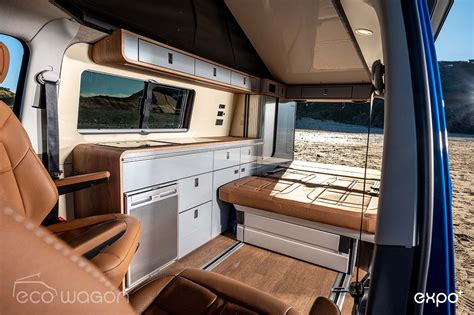 Three Bridge Infinity Conversion Luxury Campervan Atelier Yuwa Ciao Jp